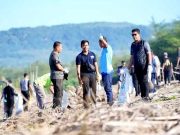 Peringati HLH Sedunia, Bupati Pacitan Pimpin Pembersihan Pantai Pancer Door