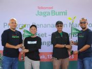 Lanjutkan Program Carbon Offset, Inisiatif Telkomsel Jaga Bumi Tanam Ribuan Pohon Mangrove