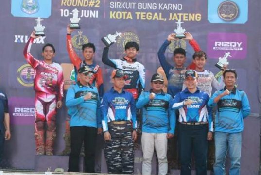 Ratusan Crosser Ikuti Kejurnas Grass Track Motocross Championship Kasal Cup 2023