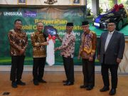 Unissula Terima Camry dari Bank Jateng Syariah