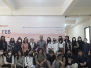 Guru Besar University of Malaya Berikan Kuliah Tamu di FEB UKSW