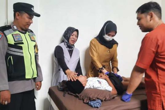 Khitanan Massal Sambut Idul Adha di Gubug