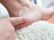 Tips Menghilangkan Kulit Pecah Pada Kaki