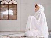 Kapan Waktu Sholat Dzuhur bagi Wanita di Hari Jumat? Ini Penjelasan Buya Yahya