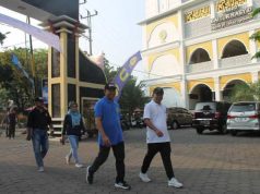 Jalan Sehat USM, Rektor: Mari Perkuat Rasa Persatuan dan Kesatuan di USM