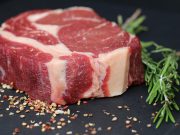 Ini 4 Tips Menghilangkan Bau Amis Pada Daging Menggunakan Bahan Alami