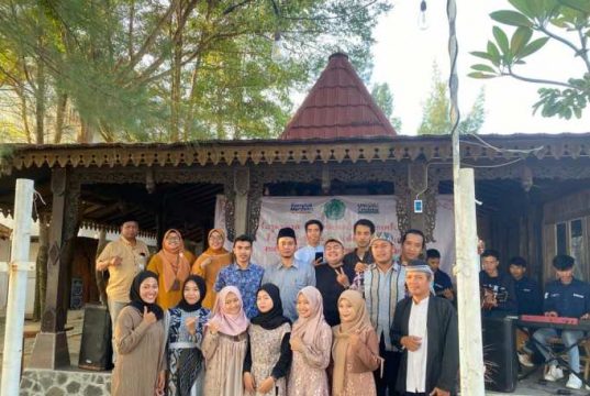 Sebanyak 46 Mahasiswa FSH Unisnu Jepara Dilepas, di Antaranya Lulusan Predikat Terbaik