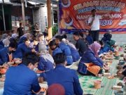 Mahasiswa Psikologi USM KKL ke Pusat Pelatihan Pembuatan Grabah ”Nangsib” Kasongan Yogyakarta
