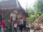 Suami-Istri Lansia di Gubug Perbaiki Rumah Tertimpa Blandar, Seorang Meninggal