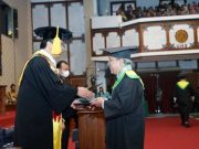 275 Lulusan Cumlaude, Rektor UNS Mewisuda 761 Sarjana Baru