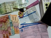 Pencuri Sok Akrab: Sayang, Ini Saya Beri Uang Silahkan Beli Es Ya