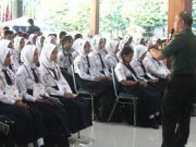 Siswa Baru Mendapatkan Pembekalan Materi Wasbang