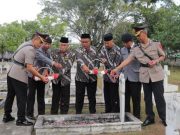 Sambut Hari Bhayangkara, Polres Kebumen Ziarah ke Makam Pahlawan