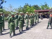 Kompak, Babinsa dan Bhabinkamtibmas Berikan Pembekalan Kepada Satlinmas