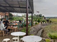 Soto Sawah Mijen, Makan Sambil Menikmati Hamparan Pemandangan
