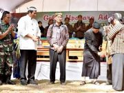 Warga Gawang Pacitan Menggelar Upacara Adat Baritan
