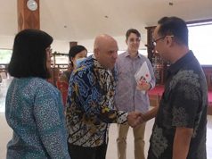 Akses Air Minum Layak Mencapai 100 Persen