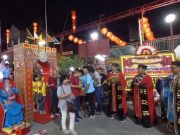 Warga Keturunan Tionghoa Ikuti Ritual Penyeberangan Jembatan 7 Bintang di Tegal