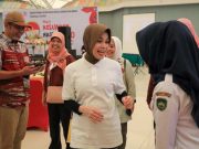 Lewat Meja Makan Bisa Kuatkan Ikatan Emosional Orang Tua dan Anak
