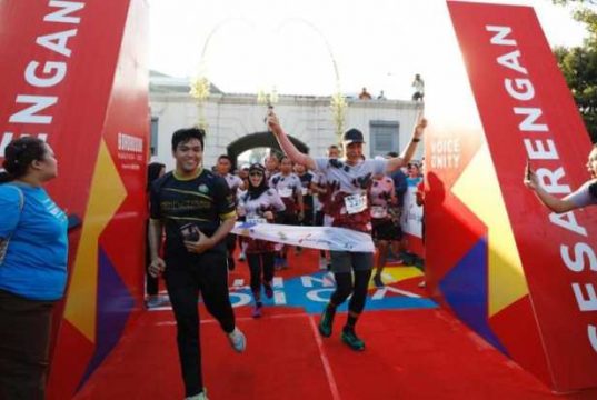 Ganjar Usai Operasi, Nekat Lari Ikuti Bank Jateng Friendship Run 2023 di Yogyakarta