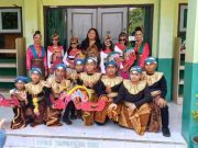 SDN 2 Panggang Meriahkan Kirab Budaya di Panggang