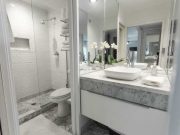 Mengapa Toilet Hotel Terletak Dekat Pintu Masuk Kamar, Ini Alasannya!