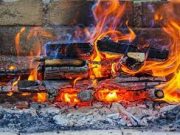 Tips Membakar Arang Agar Cepat Jadi