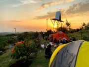 Camping sambil Menikmati Keindahan Sunrise di Astana Hinggil Jepara