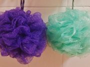 Tak Boleh Sembarangan, Ini 4 Cara Penggunaan Shower Puff yang Benar