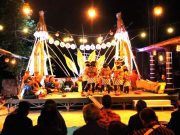 Warga Menggelar Festival Gerabah Kundi Merdeka
