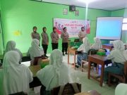 Polwan Polresta Magelang Goes to School, Dekati Generasi Milenial
