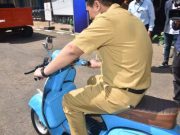 Taj Yasin Jajal Motor Listrik Berbasis Vespa Super di Kampus Polines