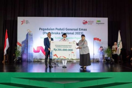 Bentuk Apresiasi, Pegadaian Beri Beasiswa Tim Paskibraka 2023 Tabungan Emas