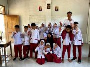 Mahasiswa KKN Unisri Ajarkan Ekonomi Kreatif untuk Tingkatkan Minat Wirausaha
