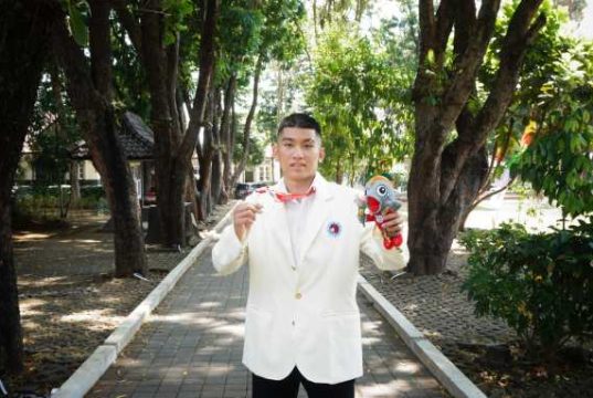 Ray Isa Cipta Handal, Mahasiswa FEB UKSW Kantongi Medali Emas dan Perak pada Porprov XVI Jawa Tengah