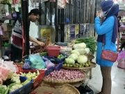 Kemarau Panjang, Pedagang Keluhkan Kualitas Sayuran