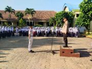 Ada yang Beda Upacara Bendera Senin di SMPN 1 Pecangaan