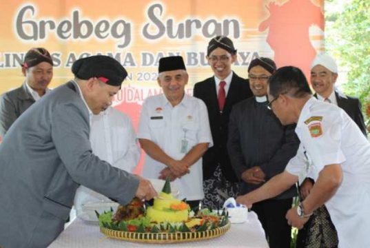 Ketua FKUB Wonosobo : Grebeg Suran, Sarana Perekat Umat
