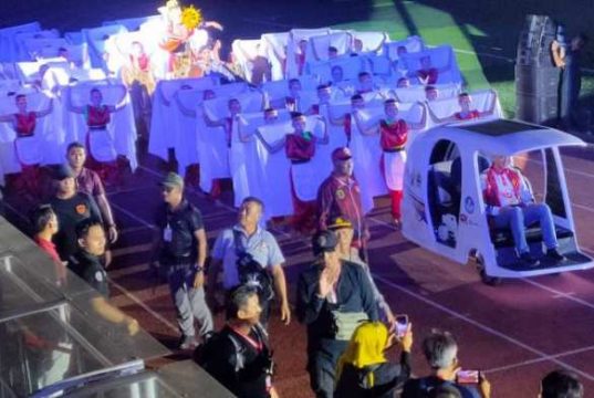Anak Panah Cakra Dilepas Ganjar ke Udara, Porprov XVI/2023 Resmi Dibuka
