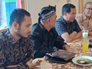 Komisioner Bawaslu Wonosobo Ngobrol Bareng Bersama Wartawan