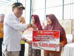 3269 Orang Buruh Pabrik Rokok Terima Bantuan Langsung Tunai DBHCHT @ Rp. 1,2 Juta