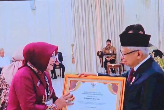 Bupati Grobogan Terima Penghargaan Adhikarya Pembangunan Pertanian, Berkomitmen Tingkatkan Ketahanan Pangan
