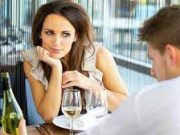 Tips Menetralkan Suasana Canggung Ketemu Orang Baru
