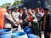 Jepara Mulai Kekeringan, Polres Jepara Pasok Air untuk Warga dan akan Bangun Sumur Bor