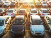 Tips Cepat Mendinginkan Suhu Dalam Mobil Ketika Parkir di Tempat Panas