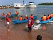 Mahasiswa KKN Unisnu dan Unwahas Gelar Balap Jukung di Karimunjawa