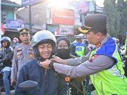 Dibantu Supeltas, Kapolres Jepara Turun Langsung Urai Kepadatan Arus Lalin di Area Industri
