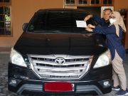 Kanwil DJP Jateng II Sita Dua Mobil Penunggak Pajak di Karanganyar dan Sukoharjo