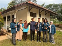 Siswa SMP Negeri 2 Doro Dikenalkan pada Sastra Siber Berbasis Kebudayaan Lokal