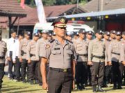 Dua Perwira Polresta Surakarta Menerima Kenaikan Pangkat Pengabdian